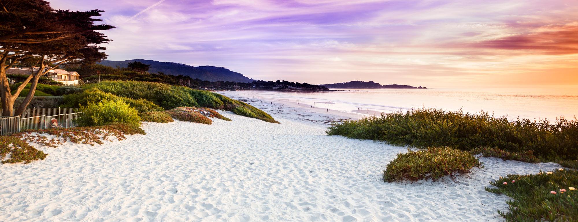 A white sand beach at Carmel by the Sea, a three hour drive from 澳门六合彩开奖结果走势图.